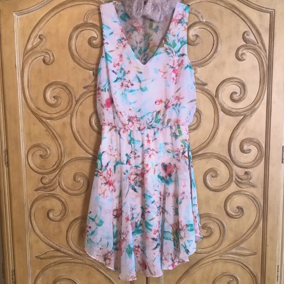 Bisou Bisou Chiffon Floral Dress Light Pink - Picture 2 of 12